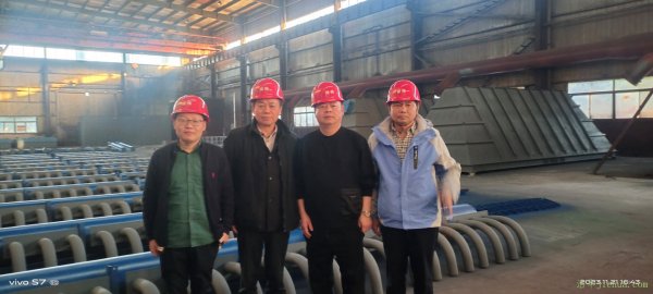 集团公司领导前往江西洁华视察并督导工作